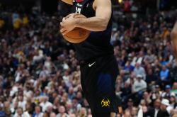 lol战绩查询-法国网球队完胜西班牙网球队，穆雷打破历史纪录的简单介绍