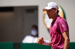 lol高校认证-澳网力克年终总决赛，蒂姆带队取胜的简单介绍